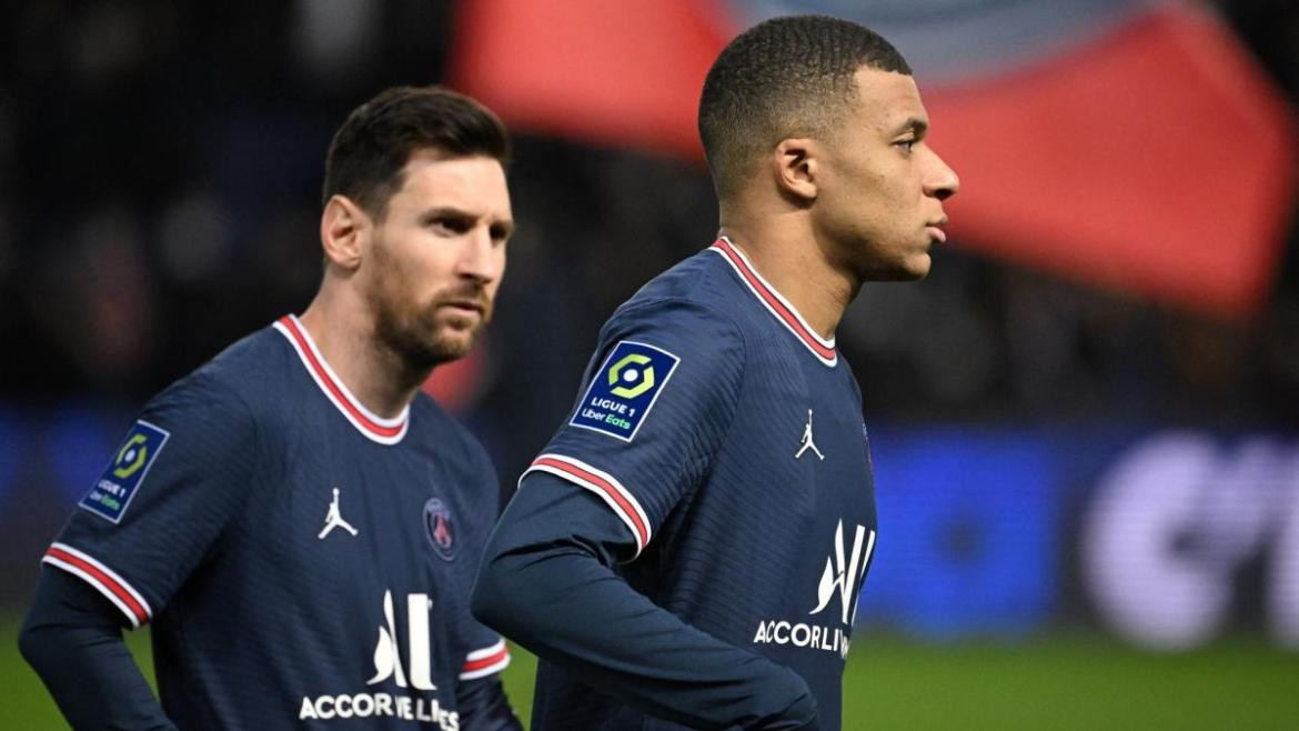 Kylian Mbappé y Lionel Messi, PSG. Foto: Reuters.