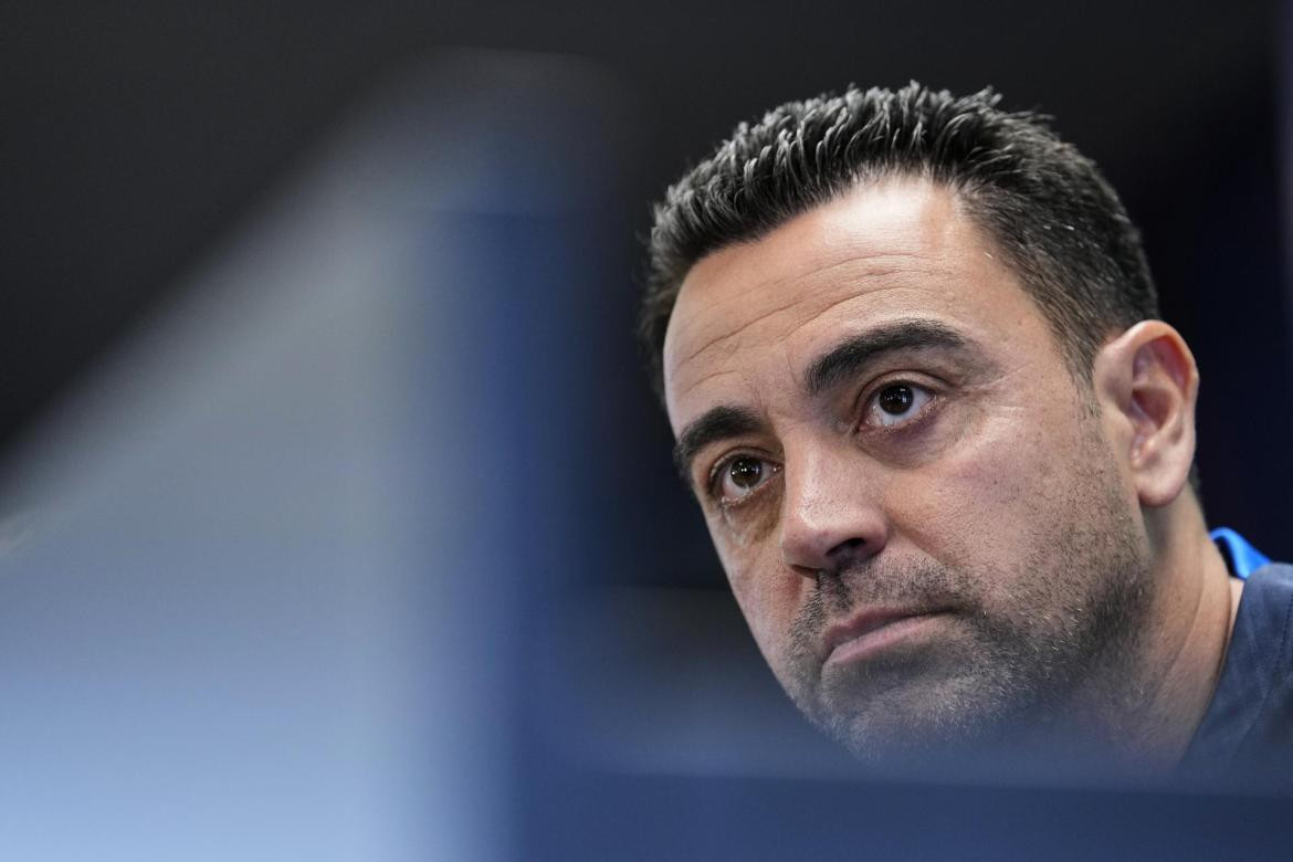 Conferencia de prensa de Xavi. Foto: EFE.