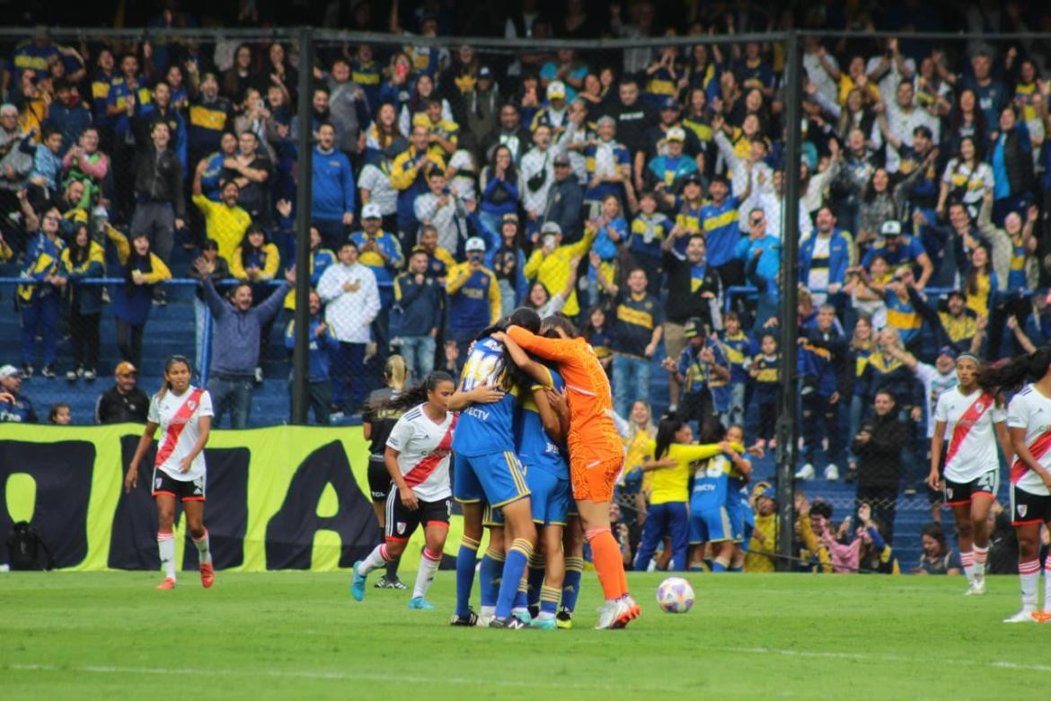 Superclásico femenino; Boca vs. River. Foto: Twitter @BocaFutFemenino.