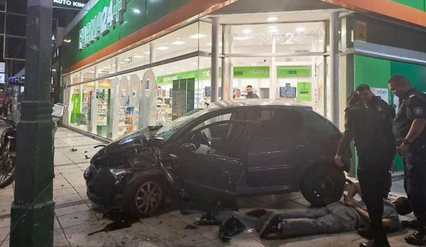 Persecución, tiroteo y choque en Banfield. Foto: NA.