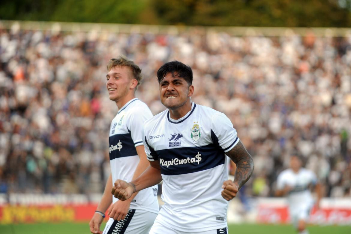 Cristian Tarragona; Gimnasia vs. Racing. Foto: Télam.