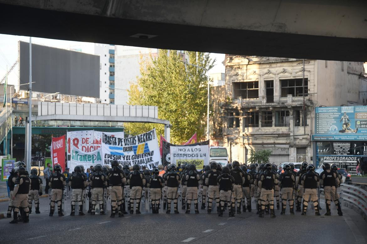 Protesta en el Puente Pueyrredón. Foto: Télam