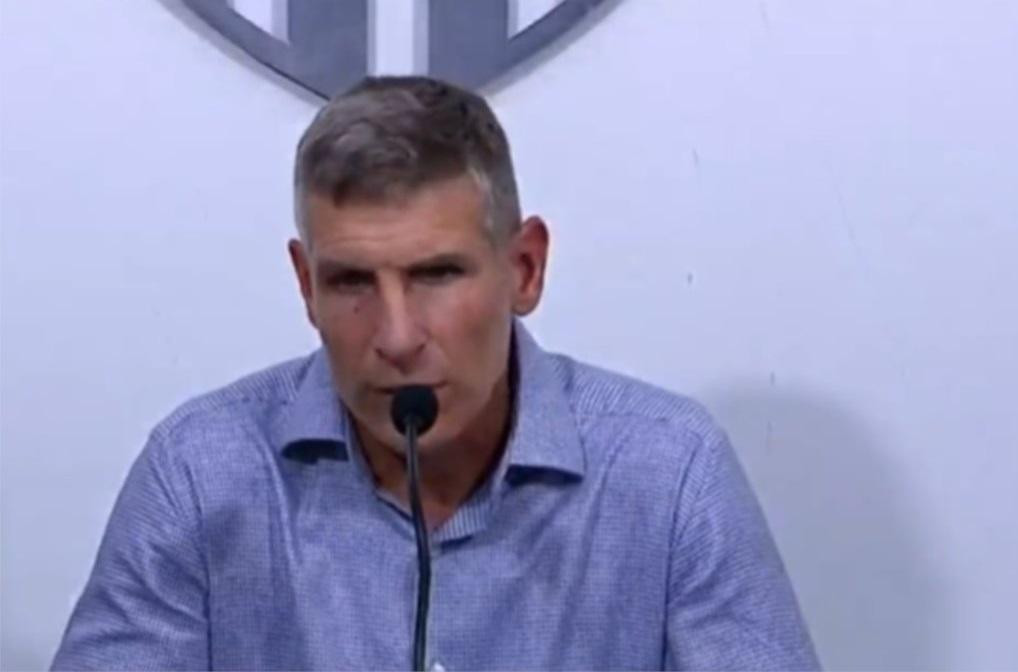 Martín Palermo en conferencia de prensa.