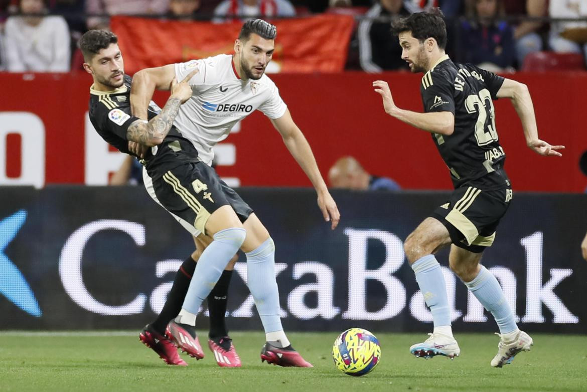 Rafa Mir, el futbolista que criticó a Jorge Sampaoli. Foto: EFE.