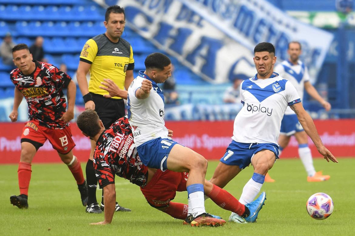 Vélez Sarsfield vs. Barracas Central. Foto: Télam.