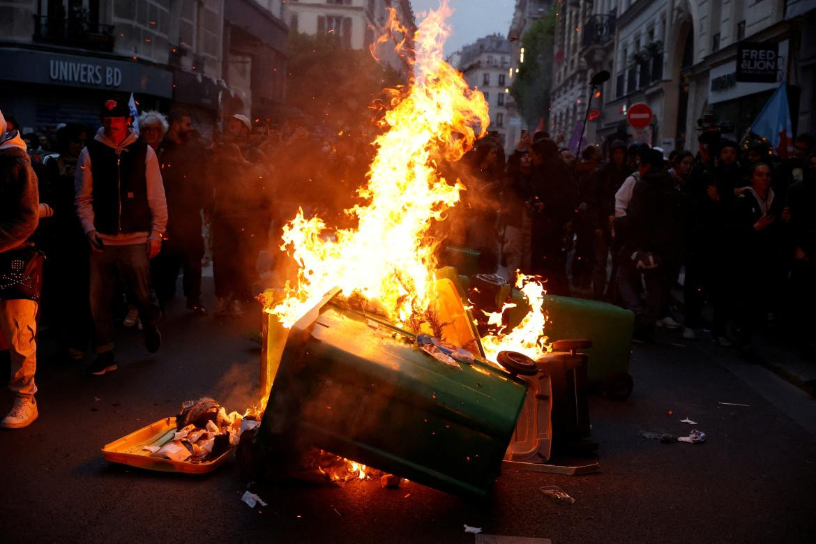 Protestas en Francia tras el discurso de Macron. Foto: Reuters