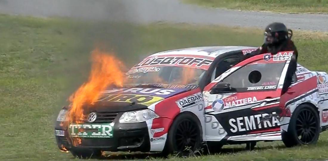 Así quedó el auto del hermano del 