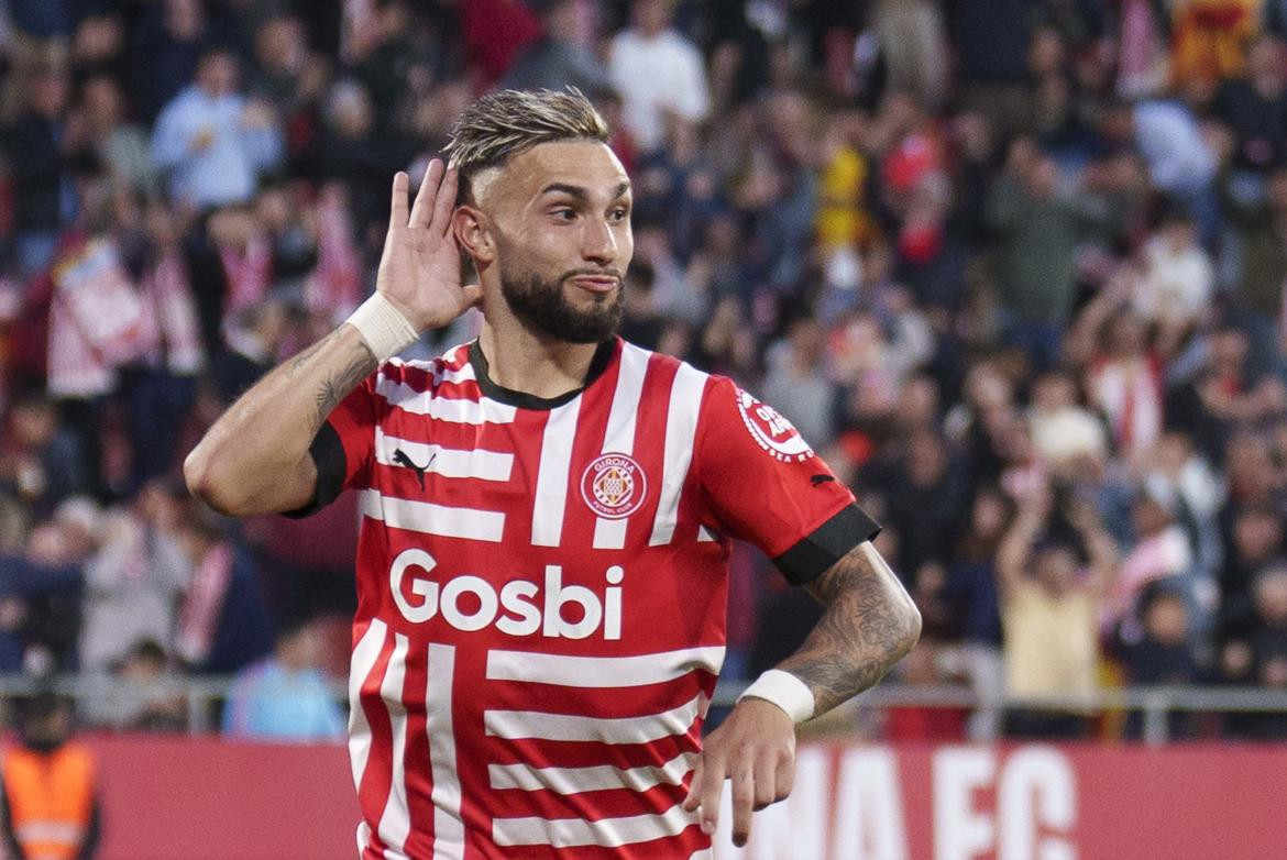 Festejo de Valentin Castellanos para el Girona ante el Real Madrid por la Liga. Foto: EFE.