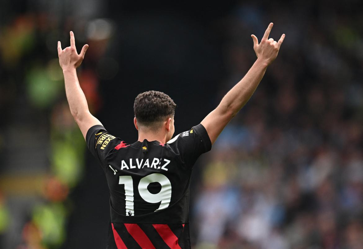 Festejo de Julián Álvarez; Fulham vs. Manchester City. Foto: Reuters.