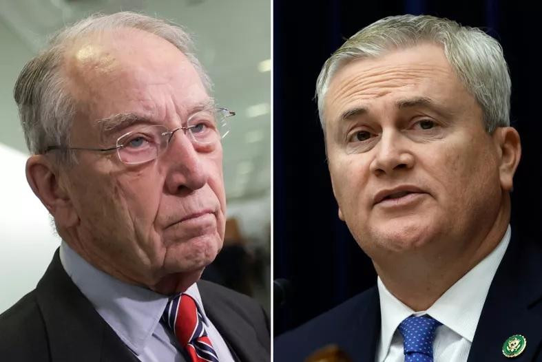 Chuck Grassley y James Comer. Foto: Getty.