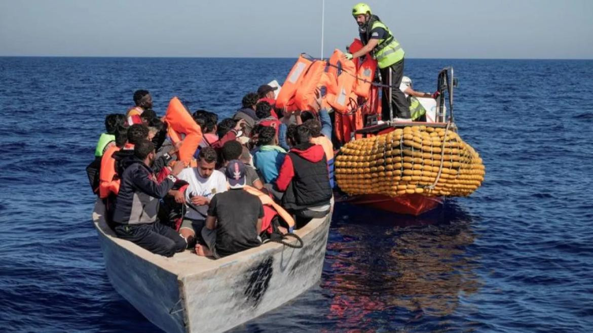 Inmigrantes ilegales en la fronte de Francia. Foto: Reuters