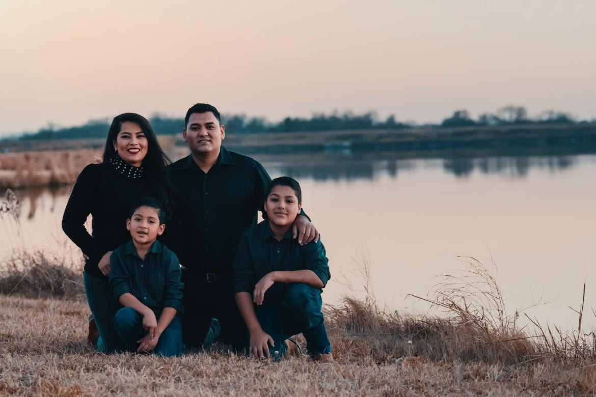 Familia. Foto: Unsplash. 