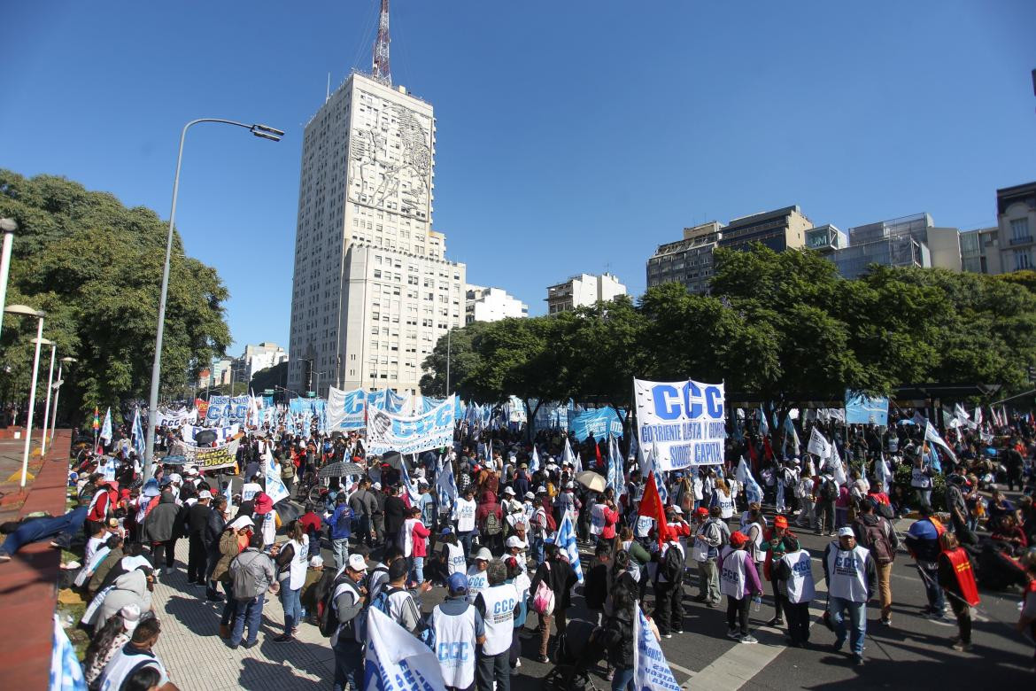 Movimientos sociales, organizaciones sociales, marchas, NA