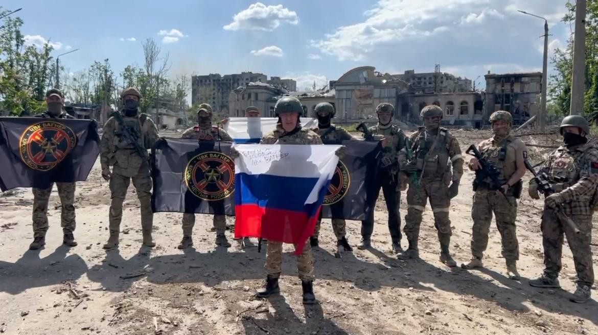 Yevgueni Prigozin, líder del grupo Wagner, tras la toma de Bajmut. Foto: REUTERS.