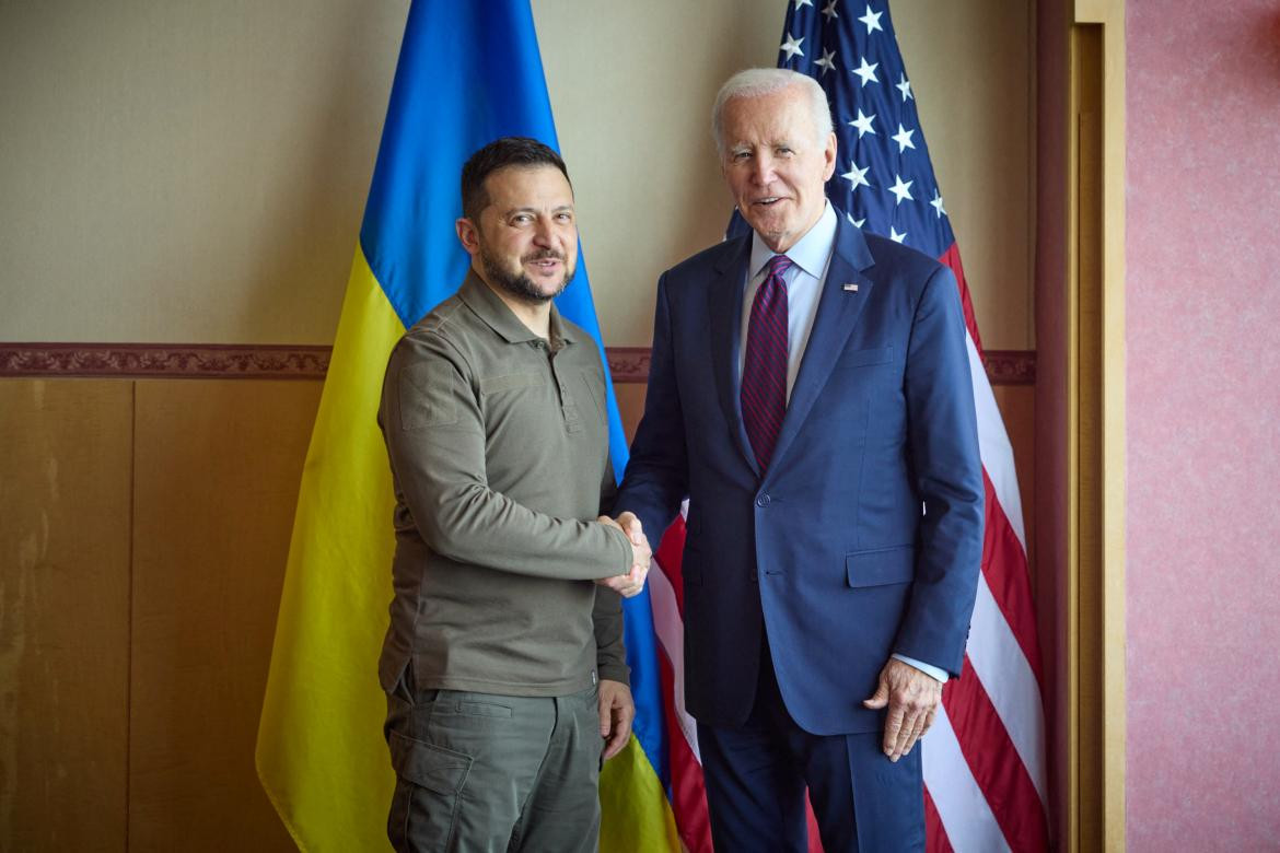 Volodímir Zelenski y Joe Biden. Foto: Reuters,