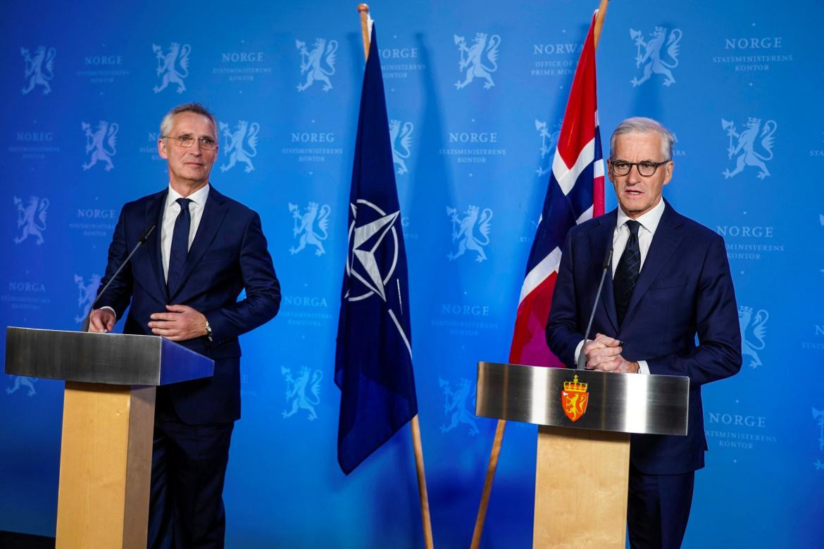 Secretario general de la OTAN, Jens Stoltenberg junto a primer ministro de Noruega. Foto: Reuters