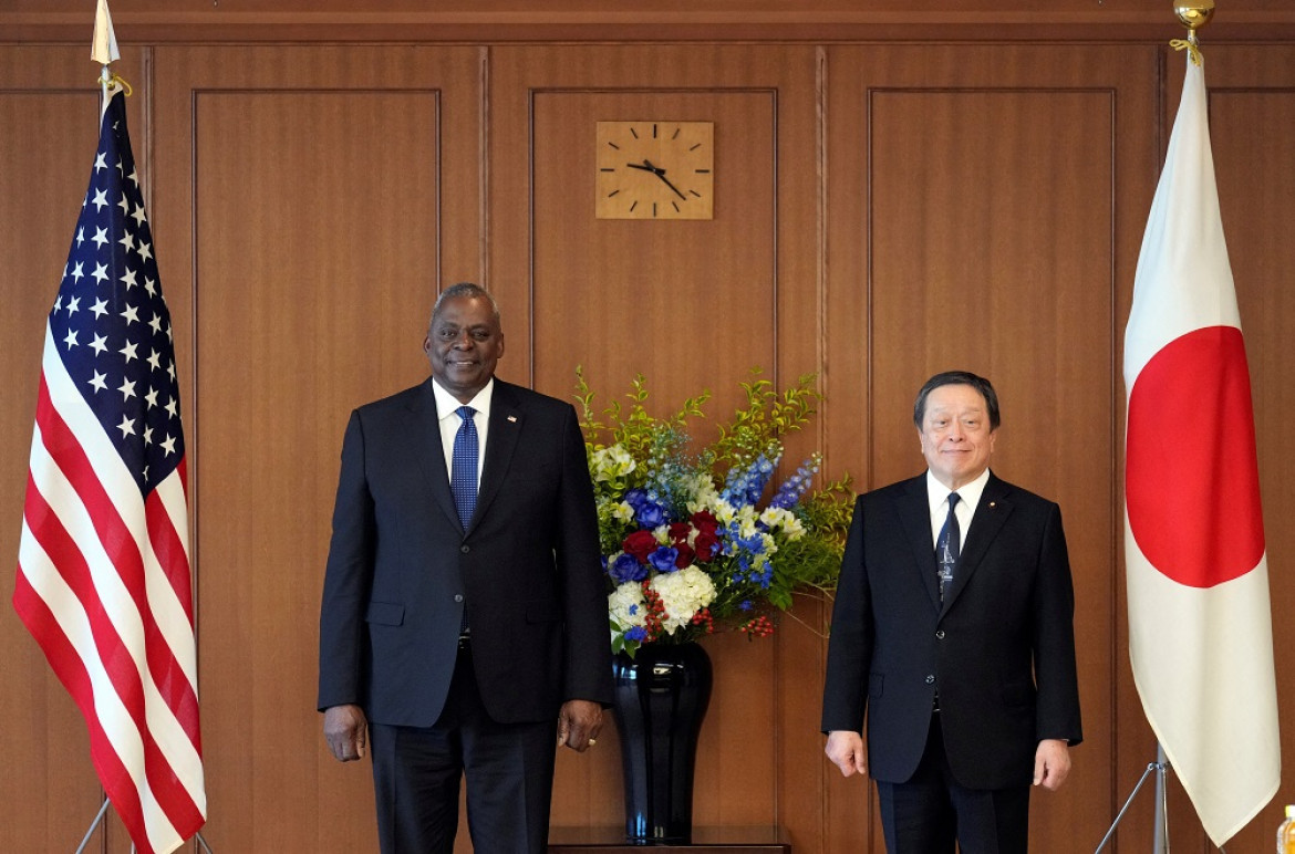 Lloyd Austin y Yasukazu Hamada. Foto: Reuters.