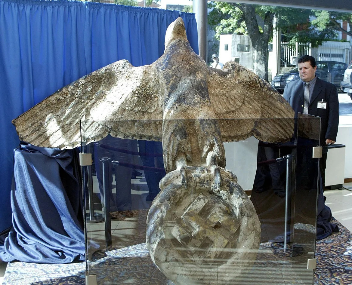 Águila del acorazado nazi Graf Spee. Foto: El Observador