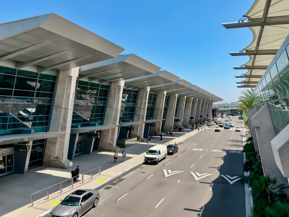 Aeropuerto de San Antonio. Foto: GrapefruitSculpin