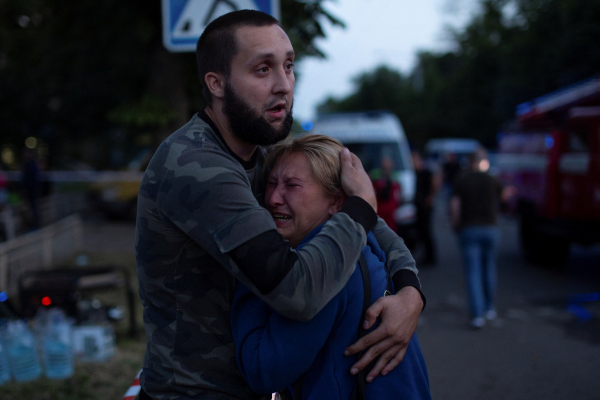 Rusia atacó una pizzería en Ucrania. Foto: Reuters.