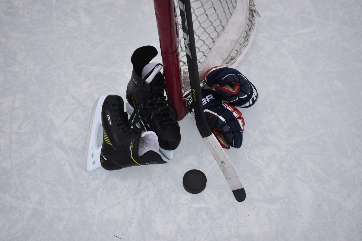 Detuvieron en Polonia a un jugador ruso de hockey sobre hielo acusado de espionaje. Foto: Unsplash.