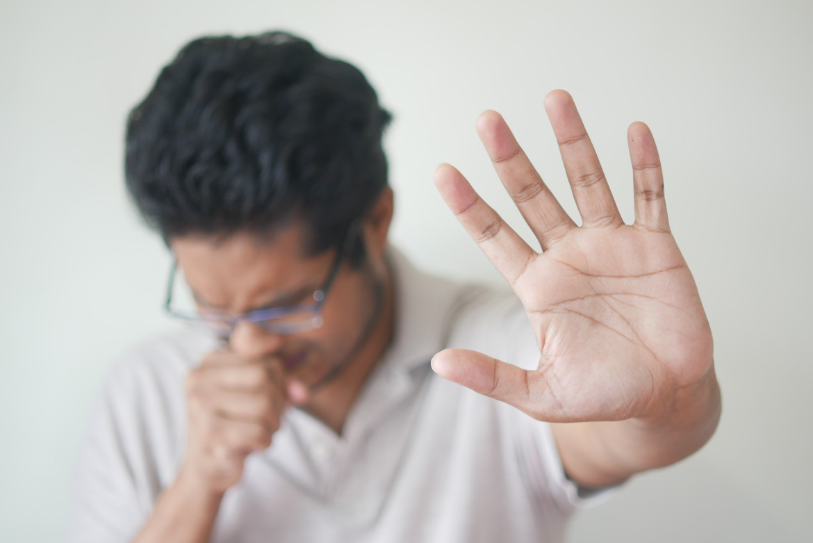 Dolor de garganta. Foto: Unsplash.