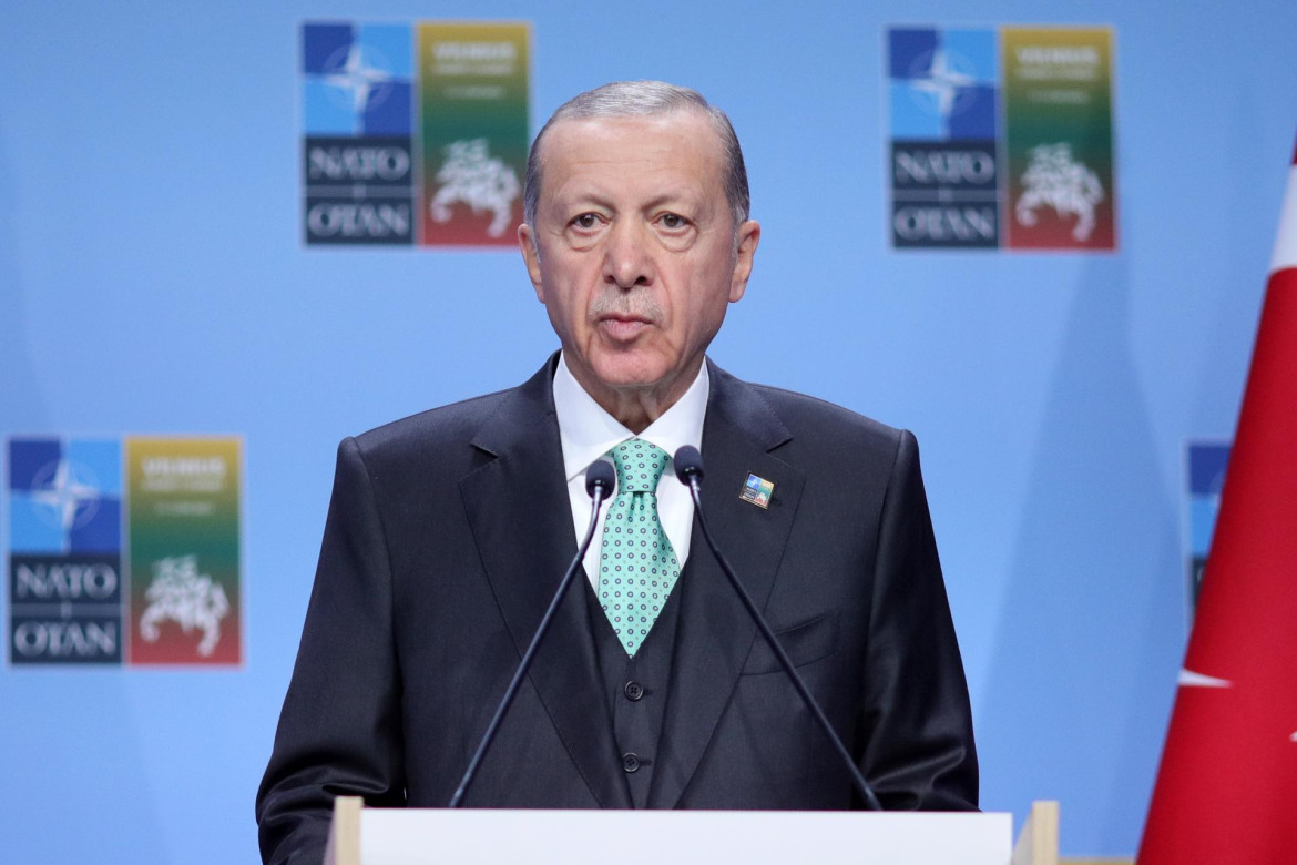 Recep Tayyip Erdogan, presidente de Turquía, en la cumbre de la OTAN. Foto: EFE.