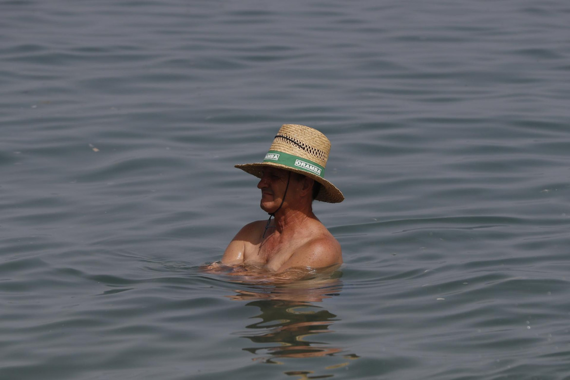 Ola de calor en España, el suelo alcanzó los 60°. Foto: EFE