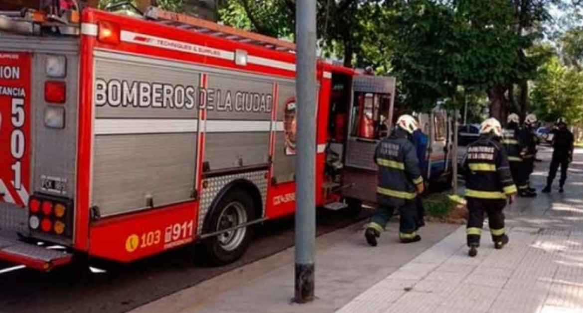 Bomberos de la Ciudad. Foto: NA