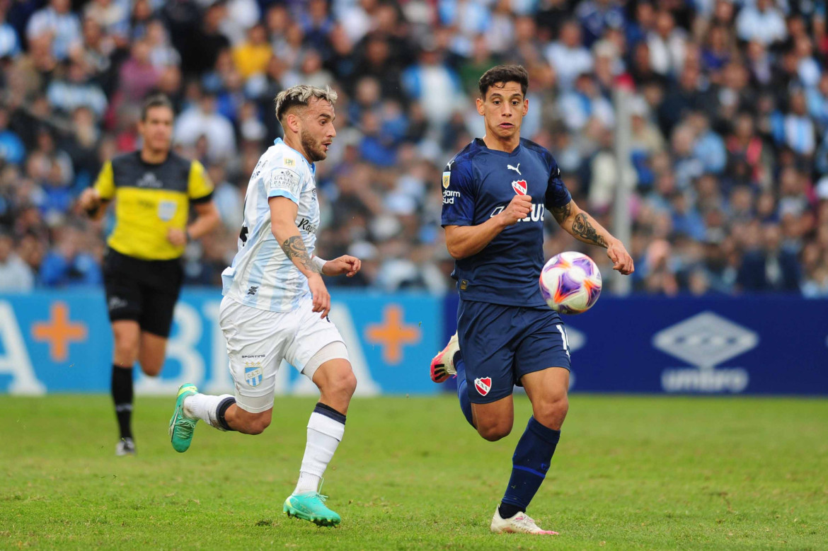 Atlético Tucumán vs. Independiente. Foto: Télam.