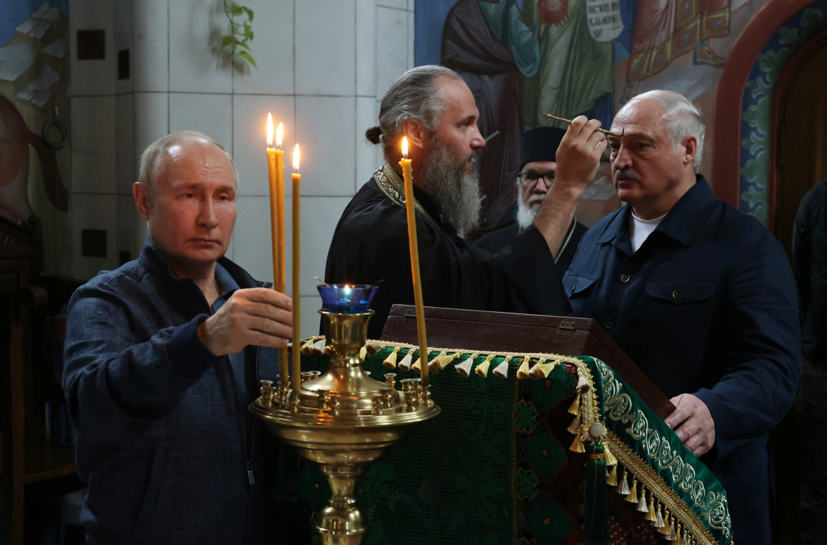 Vladimir Putin y Aleksandr Lukashenko hablaron sobre la situación del Grupo Wagner. Foto: Reuters.