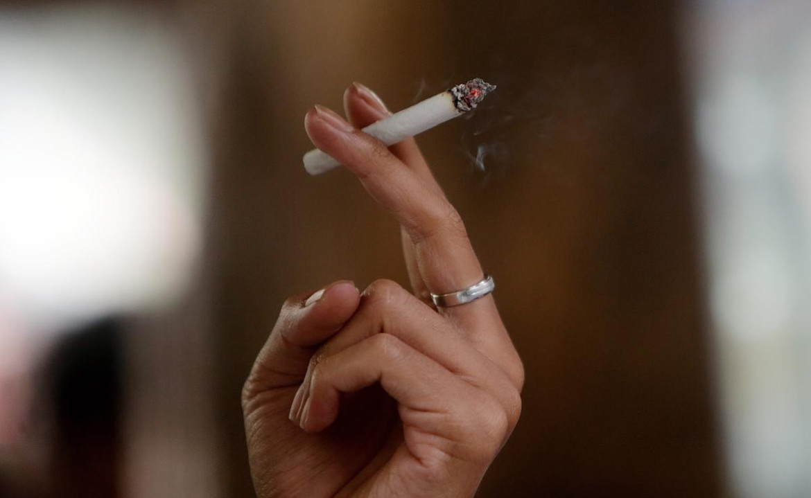 Cigarrillo, salud. Foto: EFE