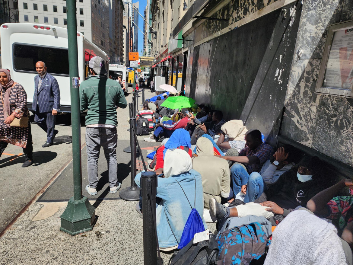 Migrantes en Nueva York. Foto: EFE