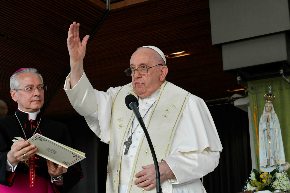 Papa Francisco en Portugal. Foto: REUTERS.