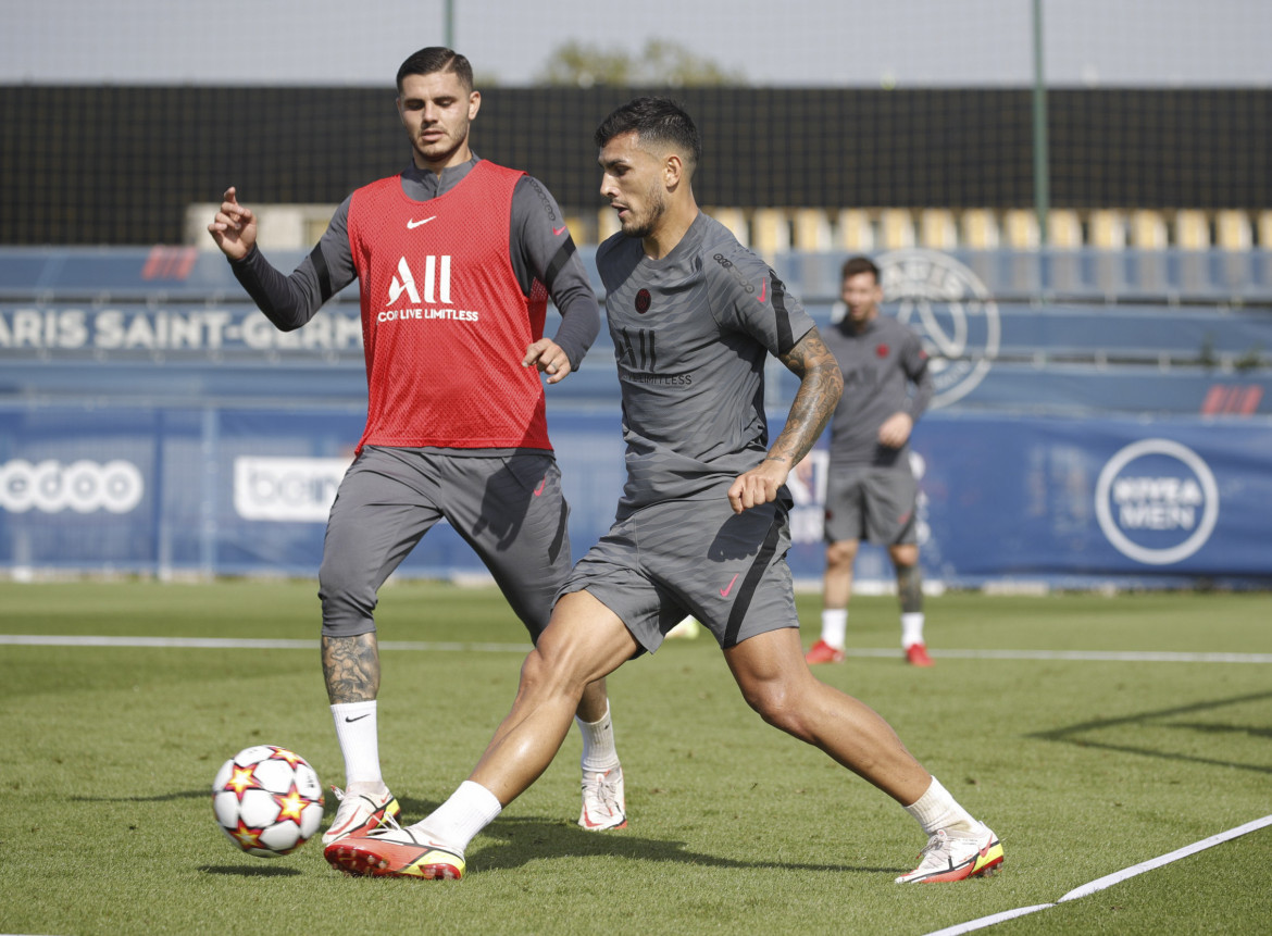 Leandro Paredes podría reencontrarse con Mauro Icardi en Galatasaray. Foto: NA.