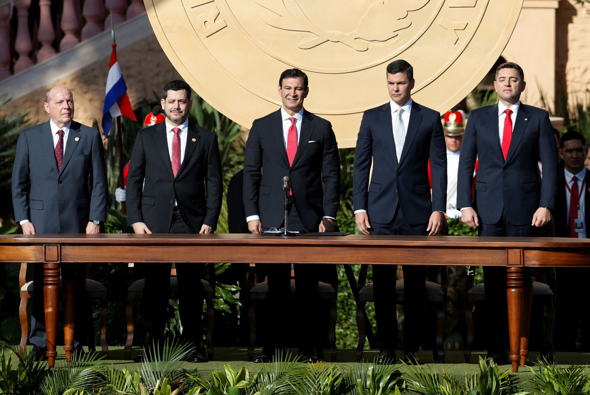 Asunción de Santiago Peña como presidente de Paraguay. Foto: EFE.