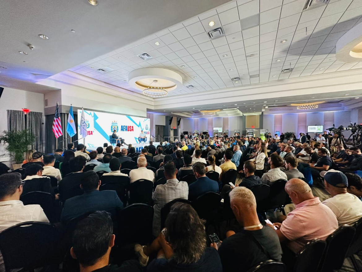 La presentación del Centro de Entrenamiento de Argentina en Estados Unidos. Foto: Twitter @AFA.