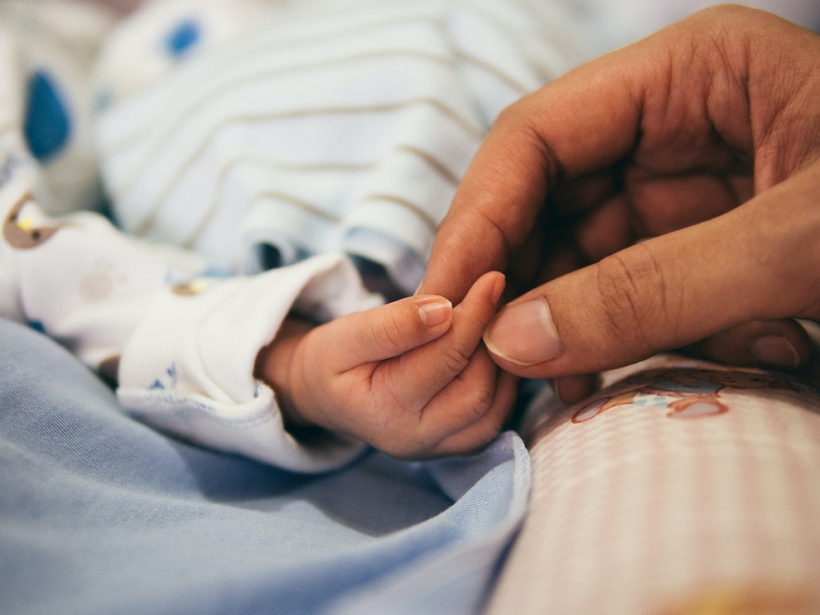 El estudio sugiere que la dieta y la nutrición de las madres desempeñan un papel crucial en el desarrollo de los lactantes. Foto: Unsplash.