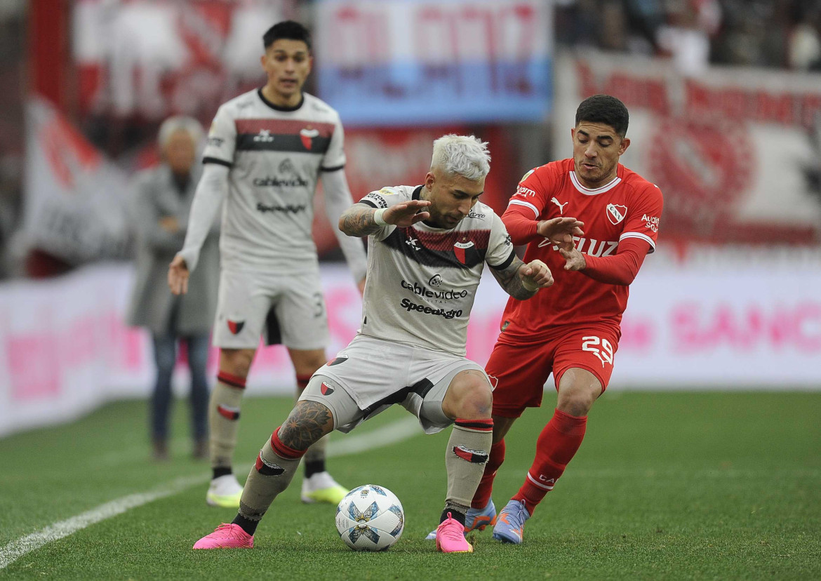 Independiente vs Colón. Foto: Télam