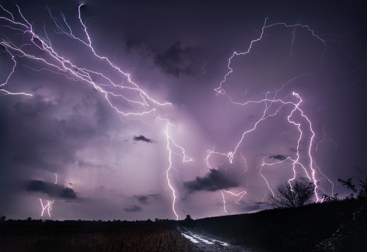 Tormenta de Santa Rosa. Foto: Unsplash.