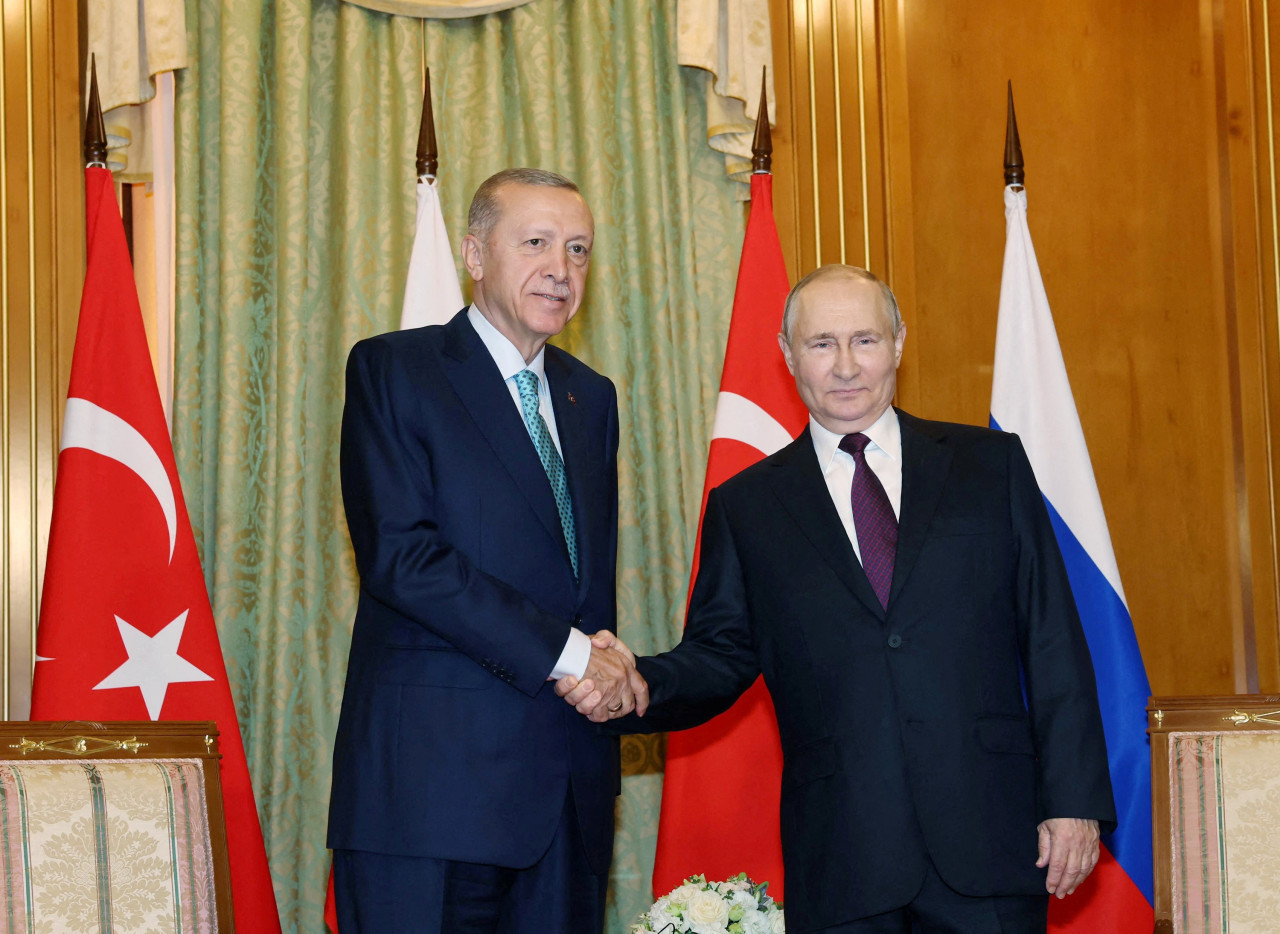 Encuentro entre Erdogan y Putin. Foto: Reuters.