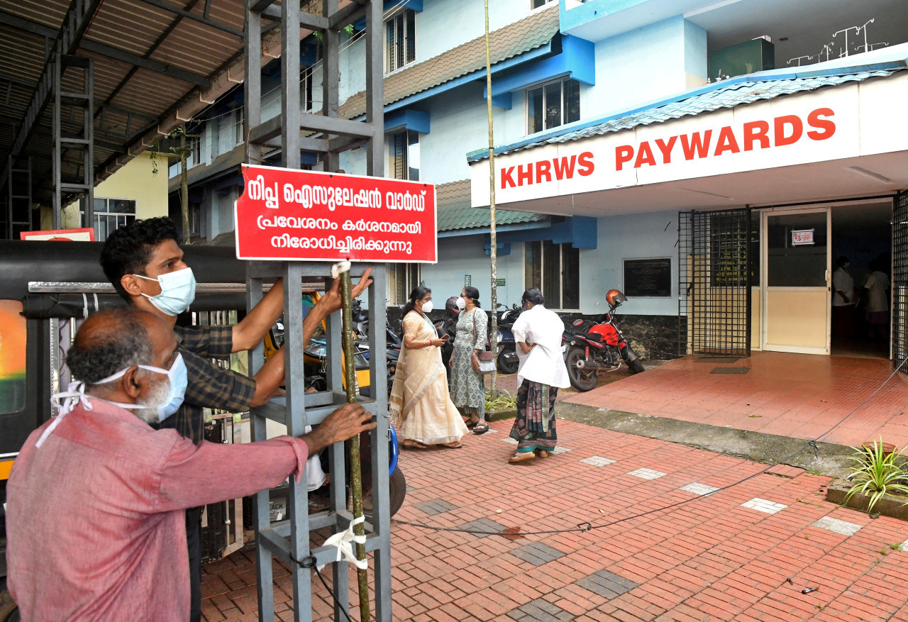 Alerta en India por el virus mortal Nipah. Foto: REUTERS.