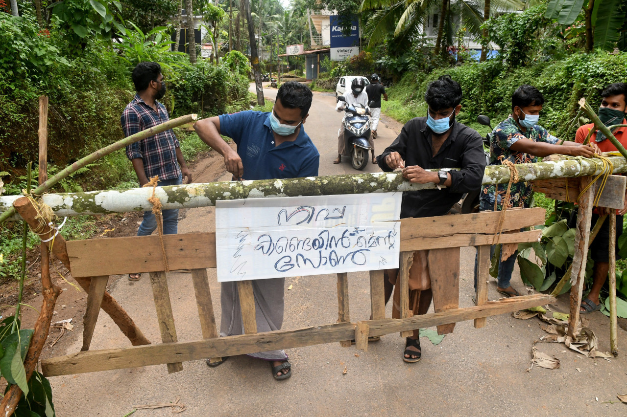 Alerta en India por el virus mortal Nipah. Foto: REUTERS.