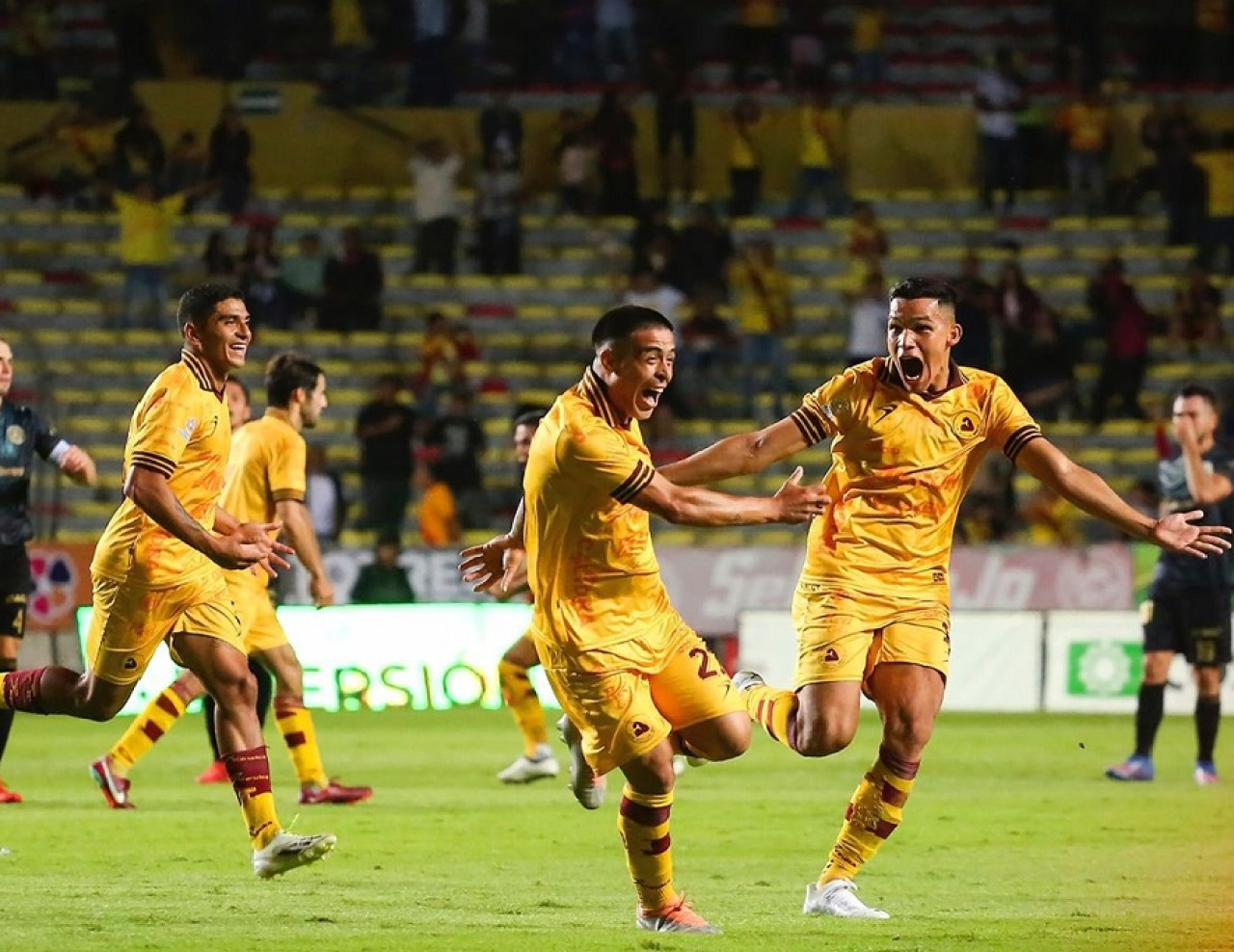 Brian Fernández convirtió un gol en sus dos partidos en Morelia. Foto: X @C_A_Morelia.