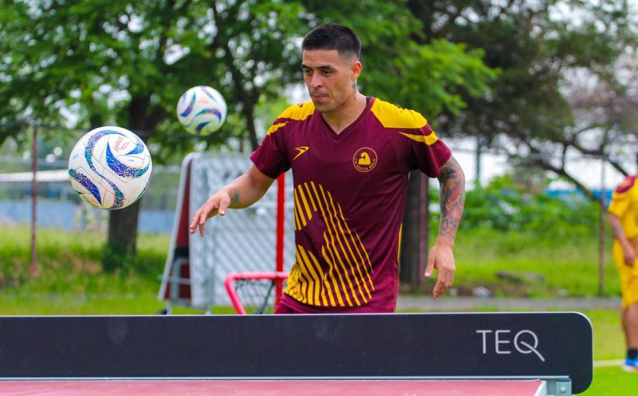 Brian Fernández duró tan solo 25 días como futbolista de Morelia. Foto: Instagram @brianfernandez_38.