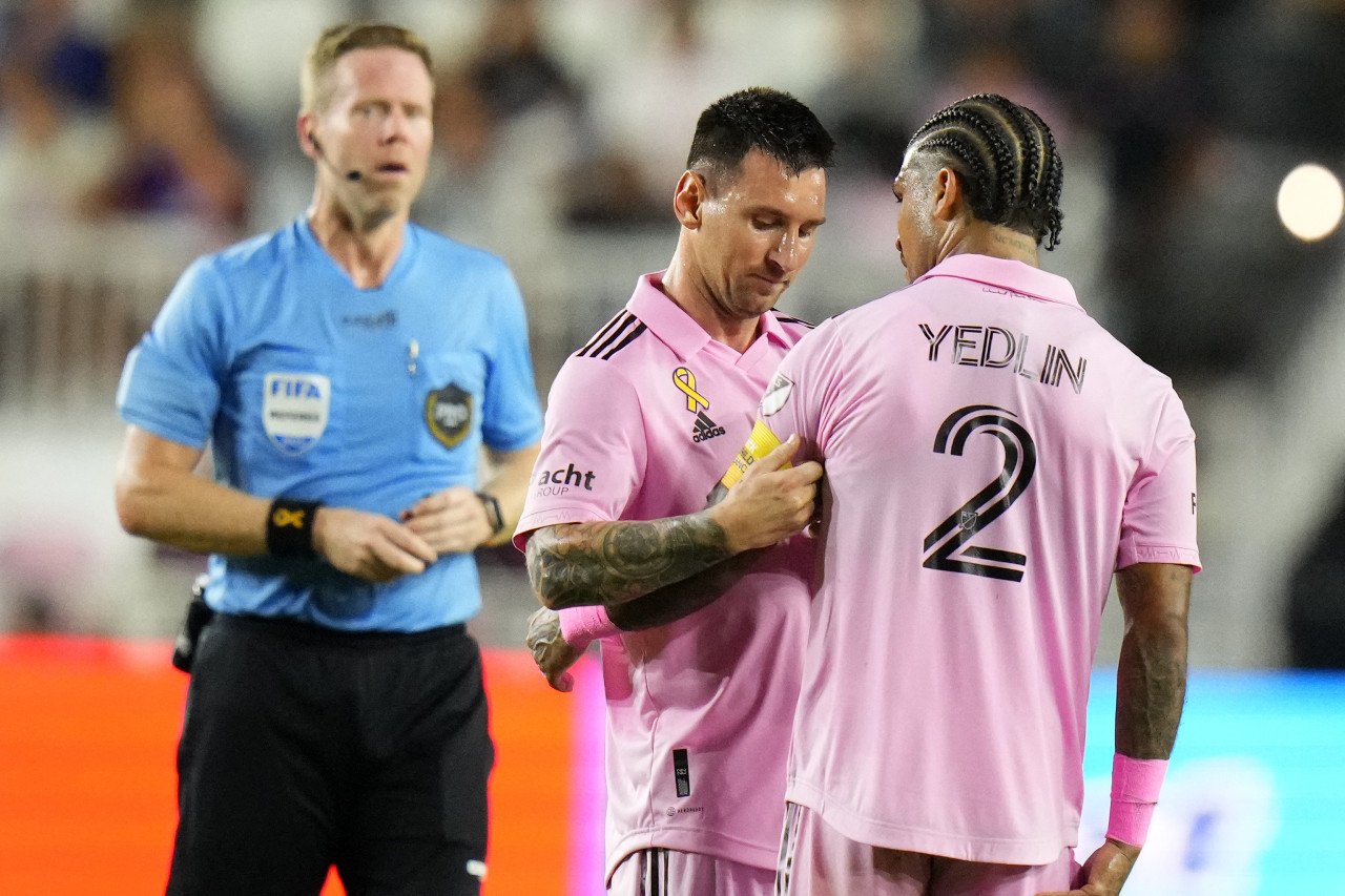 Salida del campo de Lionel Messi en el Inter Miami. Foto: REUTERS.