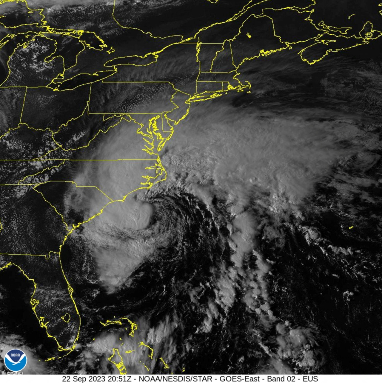 La tormenta tropical Ophelia azotó Carolina del Norte. Foto: EFE.