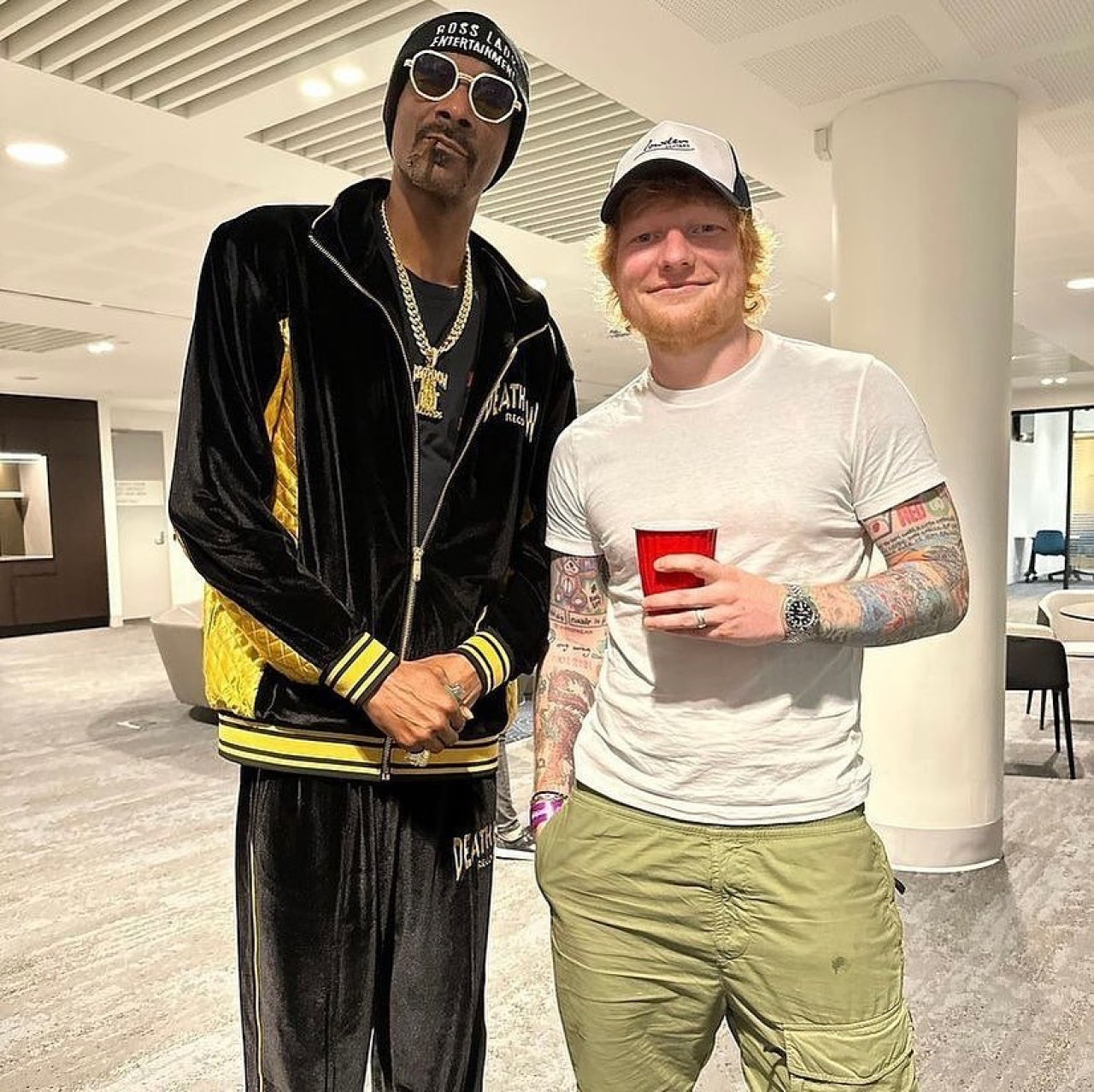 Snoop Dogg con Ed Sheeran. Foto: Instagram/teddysphotos