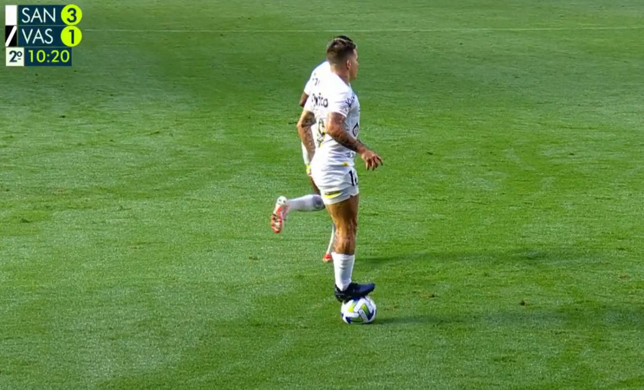 Valentín Barco emuló el lujo de Yeferson Soteldo. Foto: captura de pantalla.