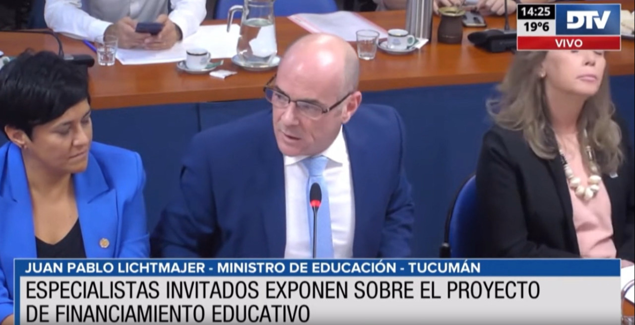 Funcionarios, académicos y especialistas expusieron en Diputados sobre proyecto de financiamiento educativo.